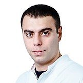 Врач Арзуманян Эдуард Георгиевич