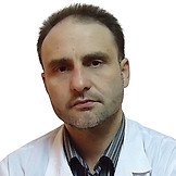 Врач Бубашвили Арсен Игоревич