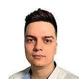Врач Мамонов Даниил Андреевич