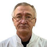 Врач Меметов Владимир Дмитриевич