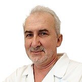 Врач Росляков Александр Сергеевич