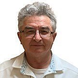 Врач Сулейманов Шамиль Кязымович