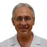 Врач Владимиров Алексей Петрович