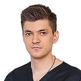 Врач Зерцалов Илья Романович