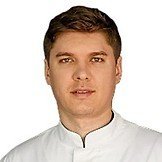 Врач Зиновьев Глеб Сергеевич